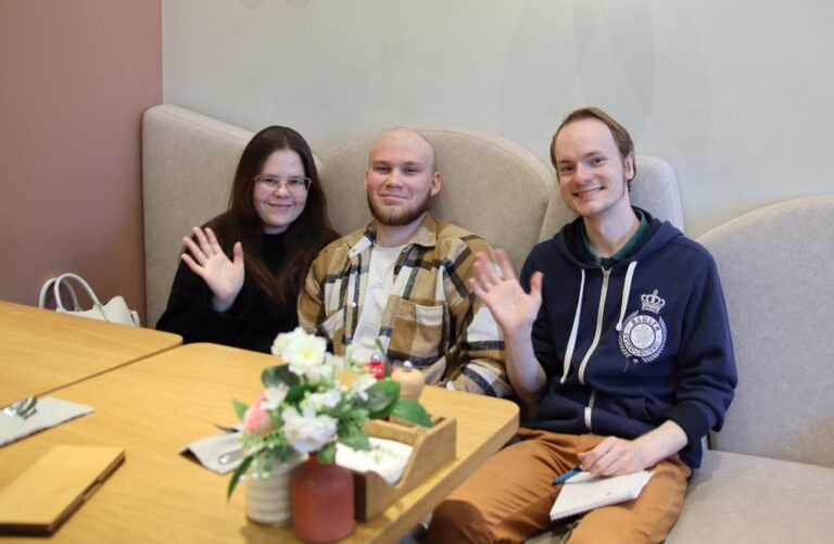 avis Racines Russes, feedback Russian Roots, отзывы Русские Корни, comentarios Raíces Rusas, recensioni Radici Russe