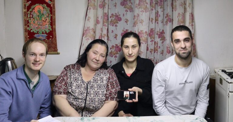 avis Racines Russes, feedback Russian Roots, отзывы Русские Корни, comentarios Raíces Rusas, recensioni Radici Russe